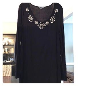 Cable & Gauge black beaded tunic top Large
